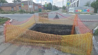 В Батайске продолжается прокладка пожарного водопровода к новой школе