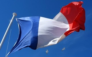 Французские АЭС приостановили работу из-за жары: последствия для Европы