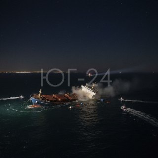 Украинские ВСУ атаковали грузовое судно в Черном море, есть жертвы и спасенные экипаж